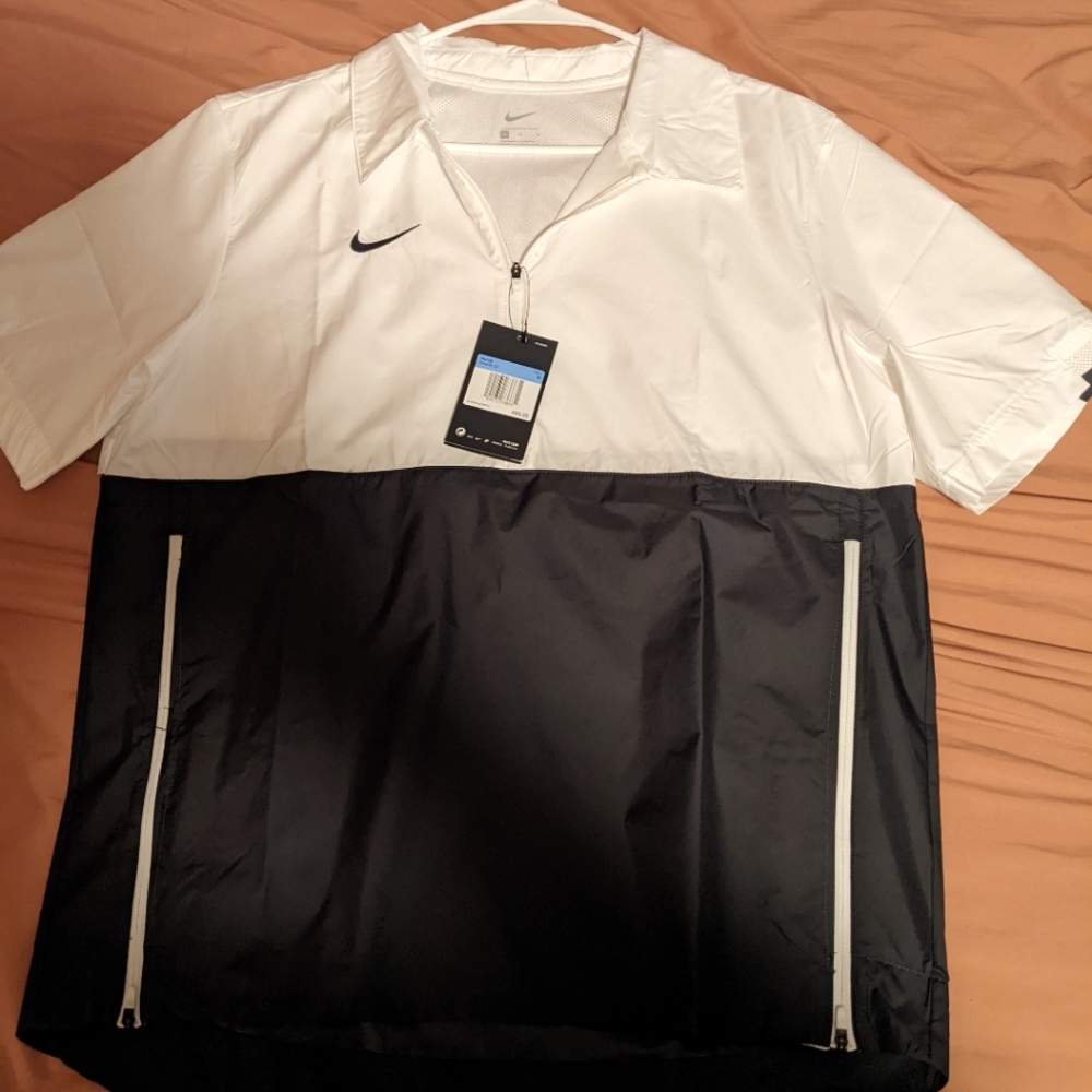 Nike pullover